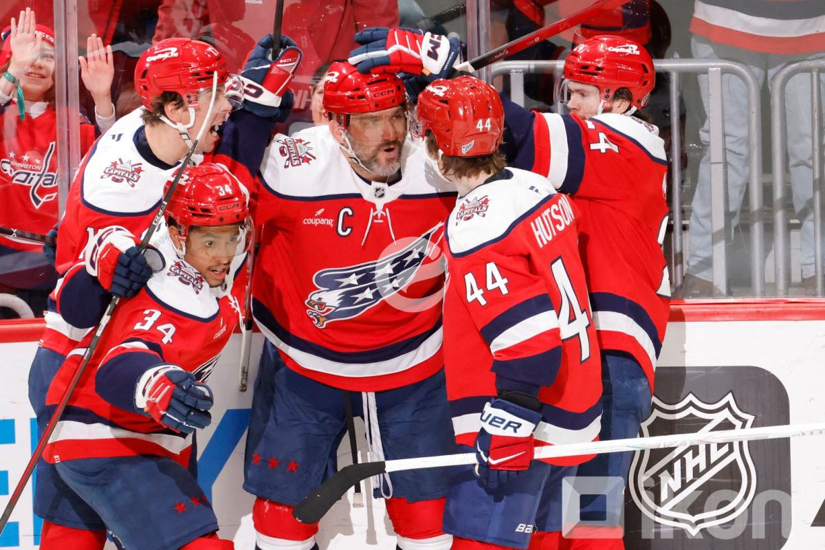 Алекс Овечкин 1,000 гоолын эзэн болов